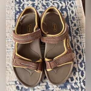 Woman's Teva Spoiler Sandals Sz 8